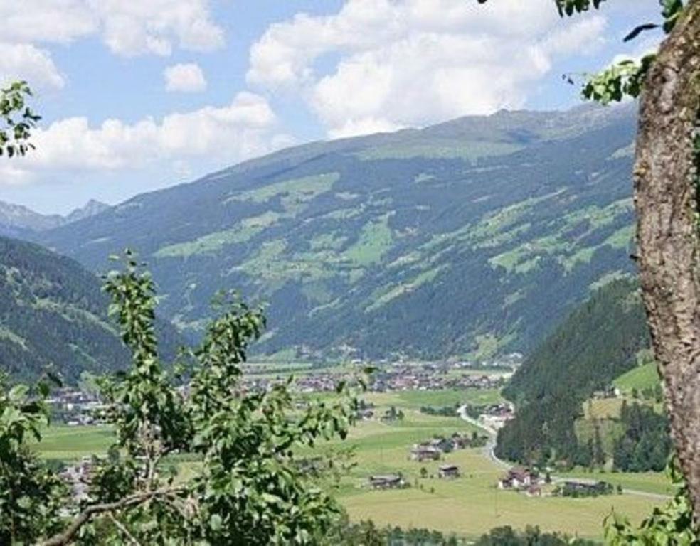 Apart Alpin Hippach Exteriör bild